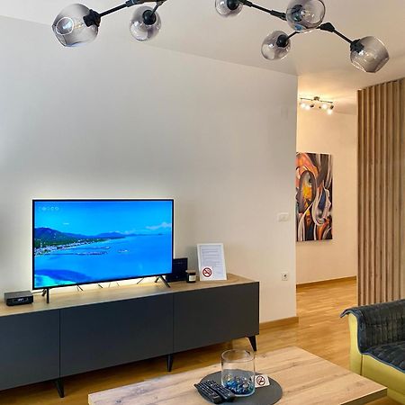 Aj Luxe Residence Skopje Esterno foto