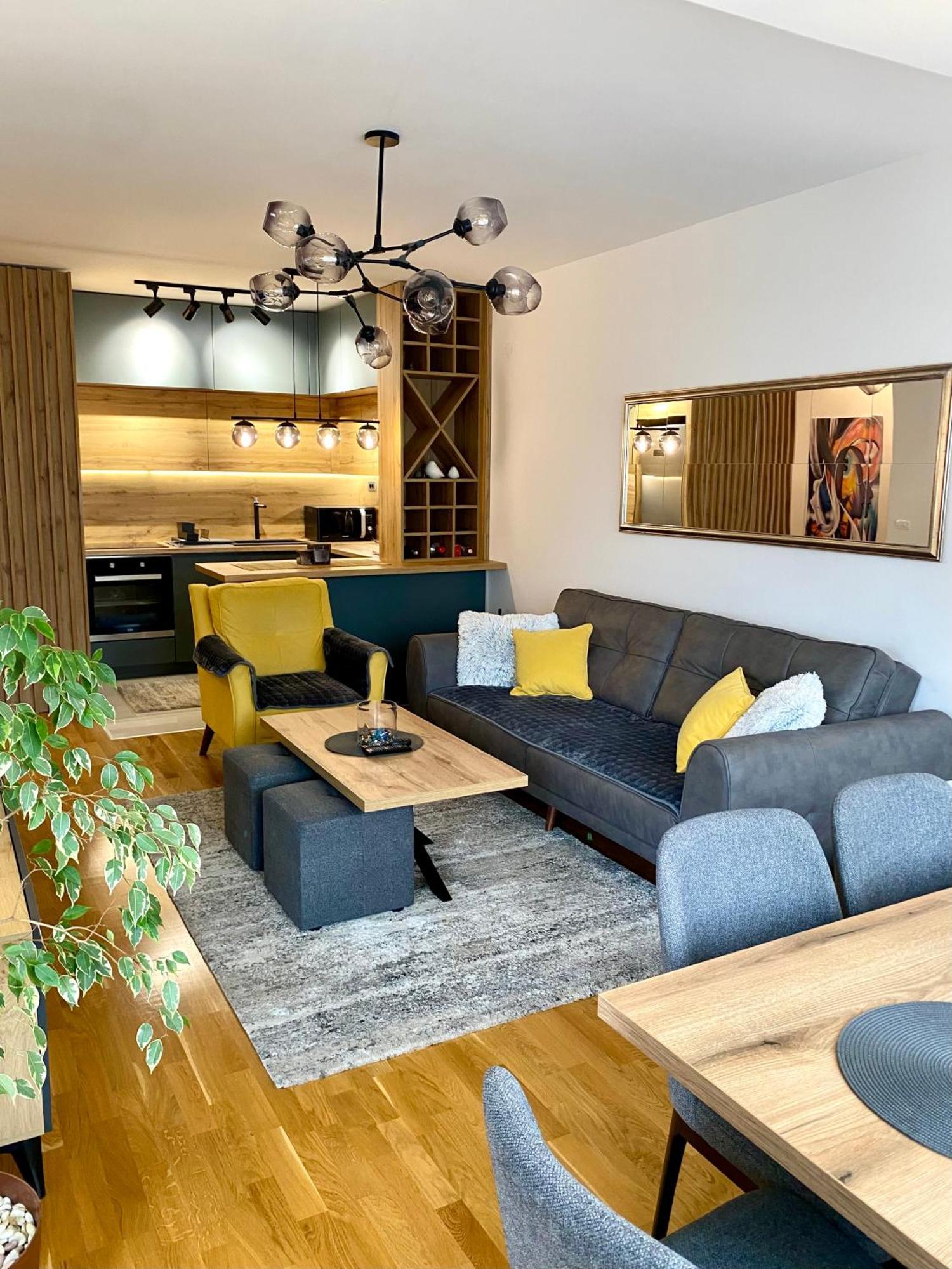 Aj Luxe Residence Skopje Esterno foto