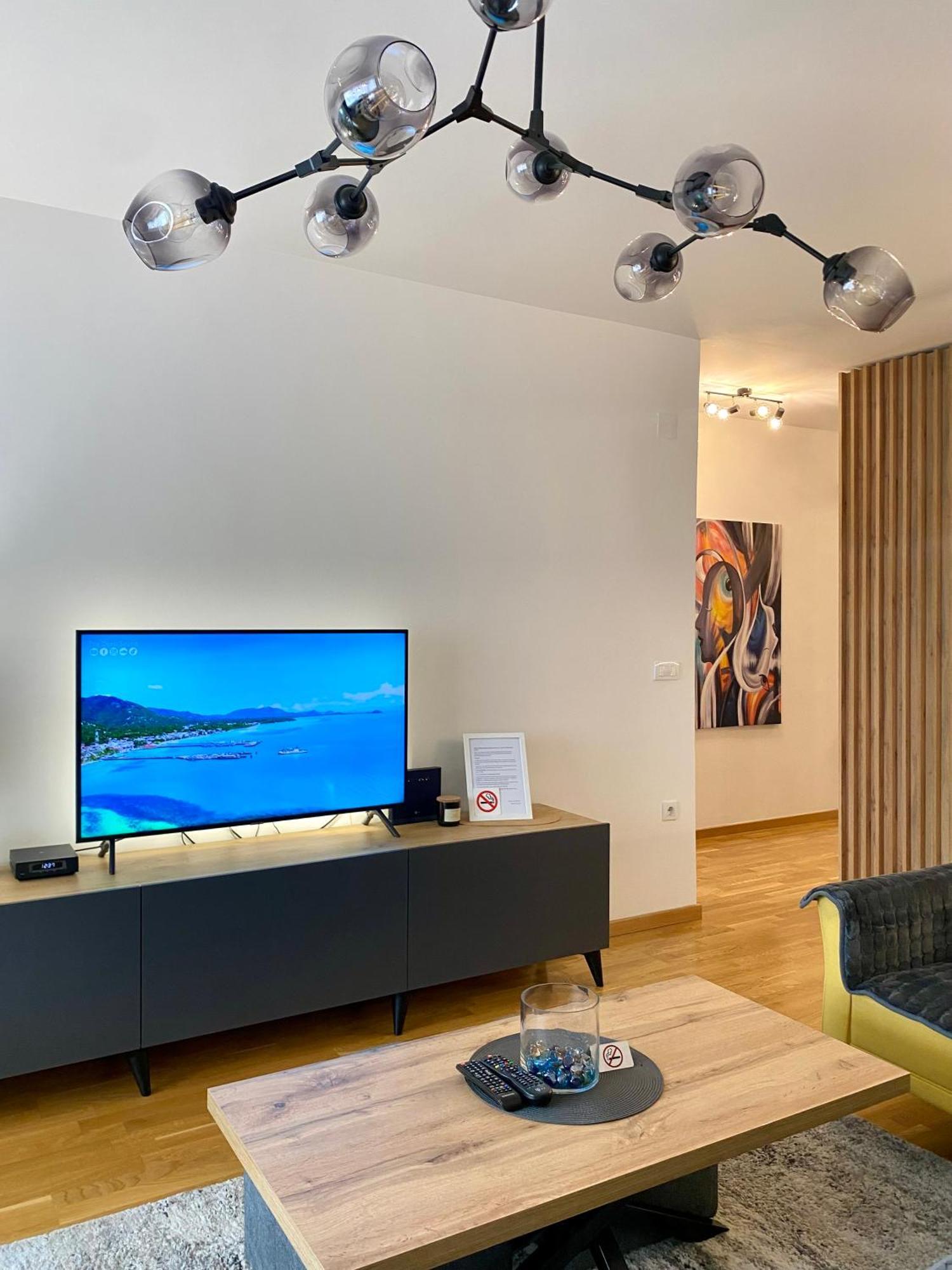 Aj Luxe Residence Skopje Esterno foto